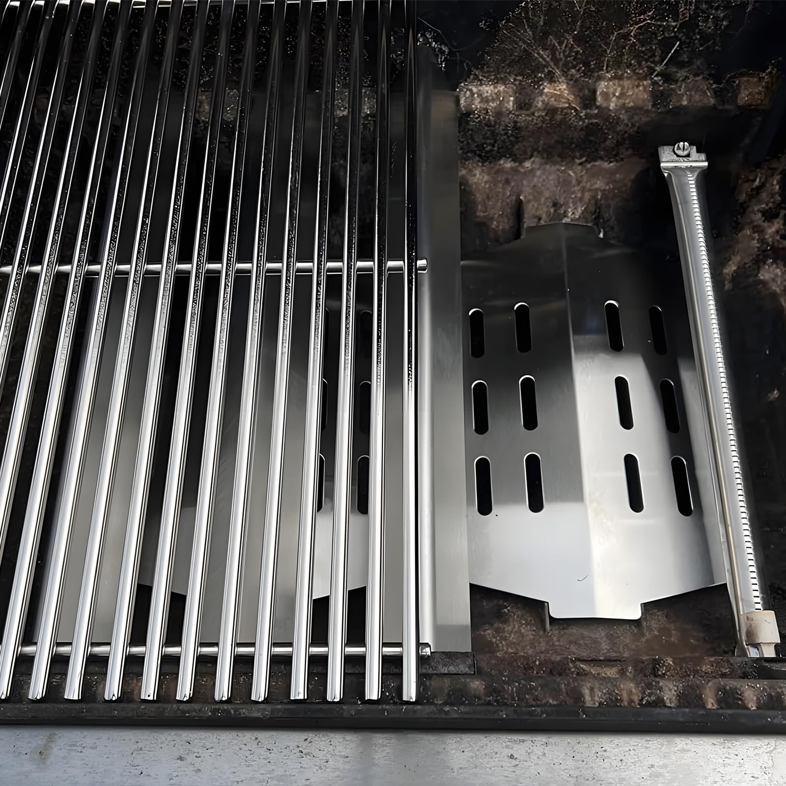 YOUFIRE Genesis 300 burner tubes ensure reliable flame delivery for longer life