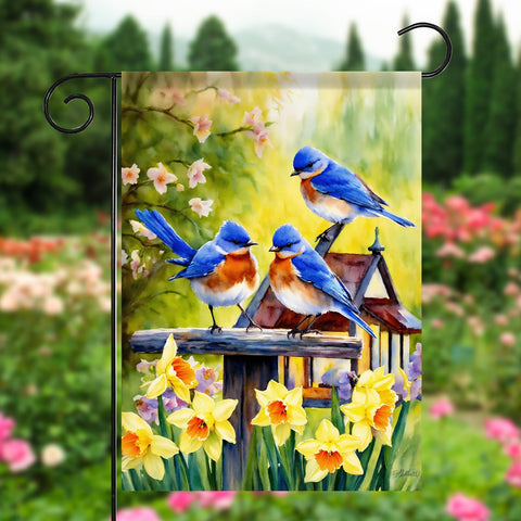 YOWANYES Outdoor farmhouse flag adds welcoming seasonal style to entrances.
