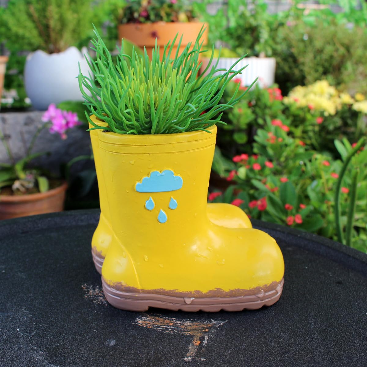 YOYLMAL weather-resistant boots planter, suitable for patio displays