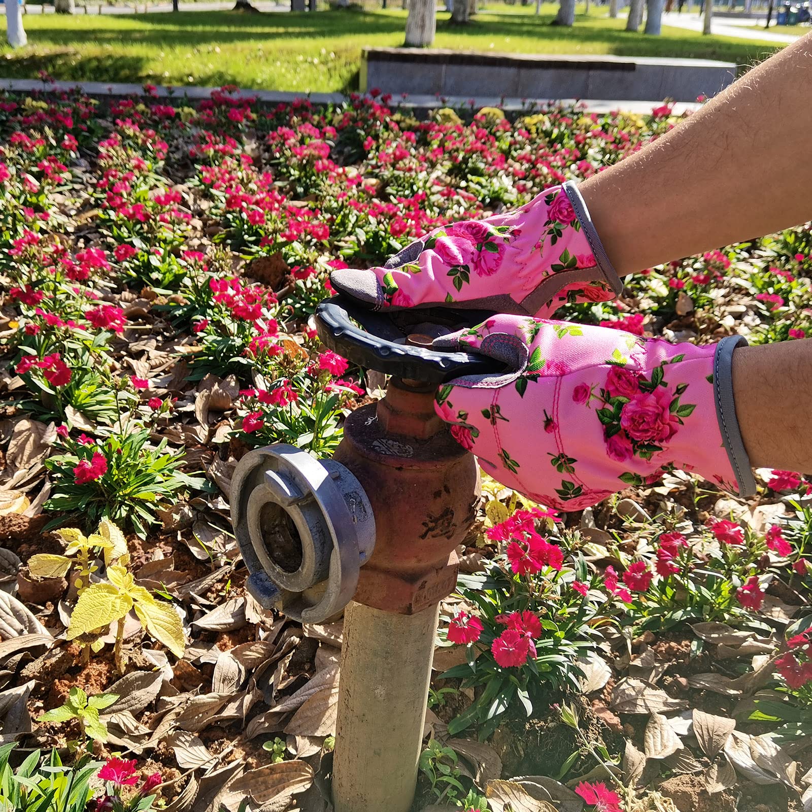 YRTSH pink leather gardening gloves, flexible back for breathable all-day comfort.