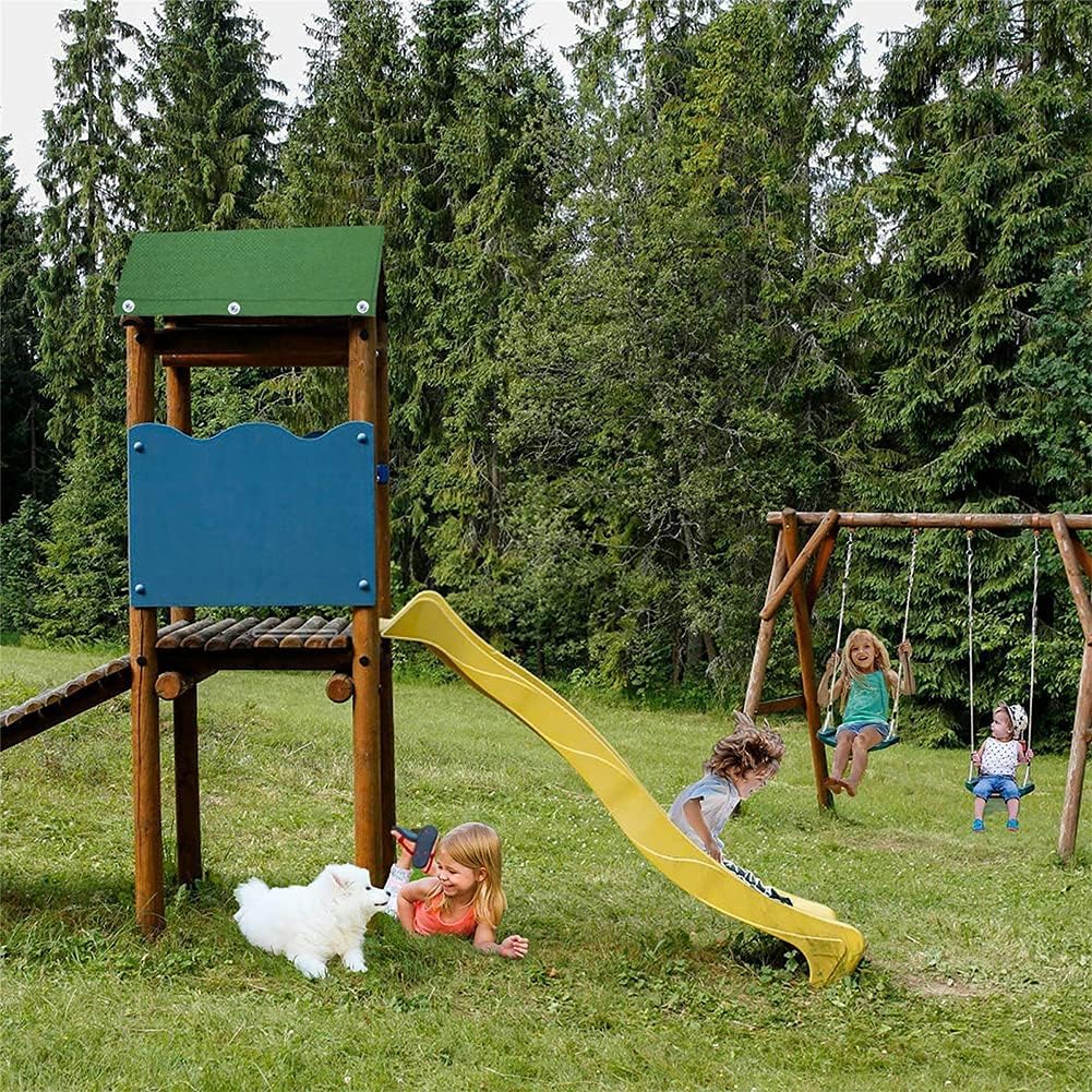 YtotY canopy debris-blocking feature helps keep the play area clean.