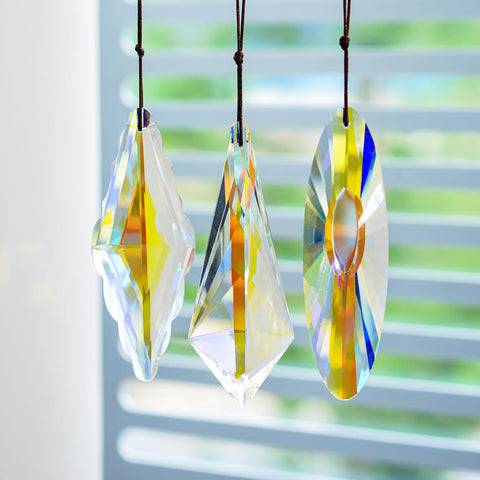 YU FENG gift-pack prism suncatchers make thoughtful housewarming decor