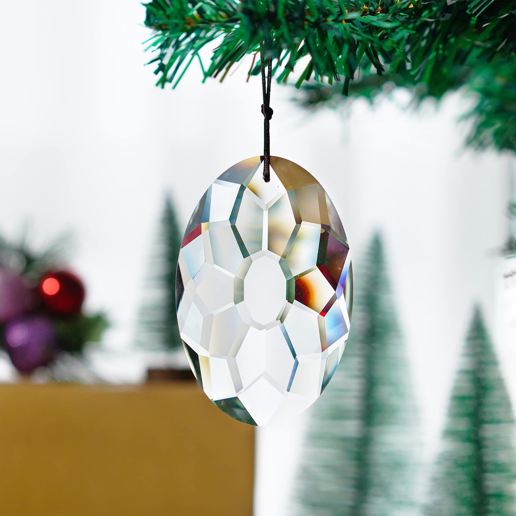 YU FENG gift crystal prism perfect for anniversaries and thoughtful surprises.