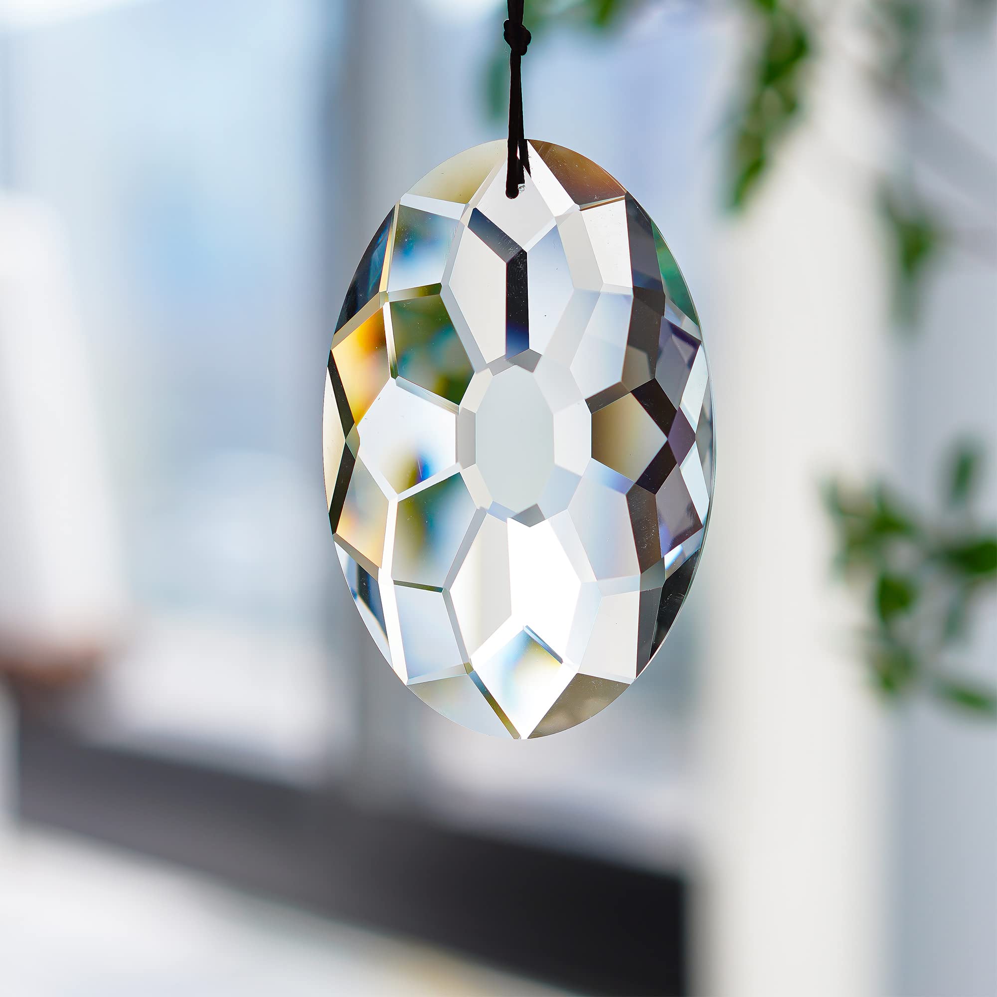 YU FENG laser-cut crystal prism delivers flawless transparency.