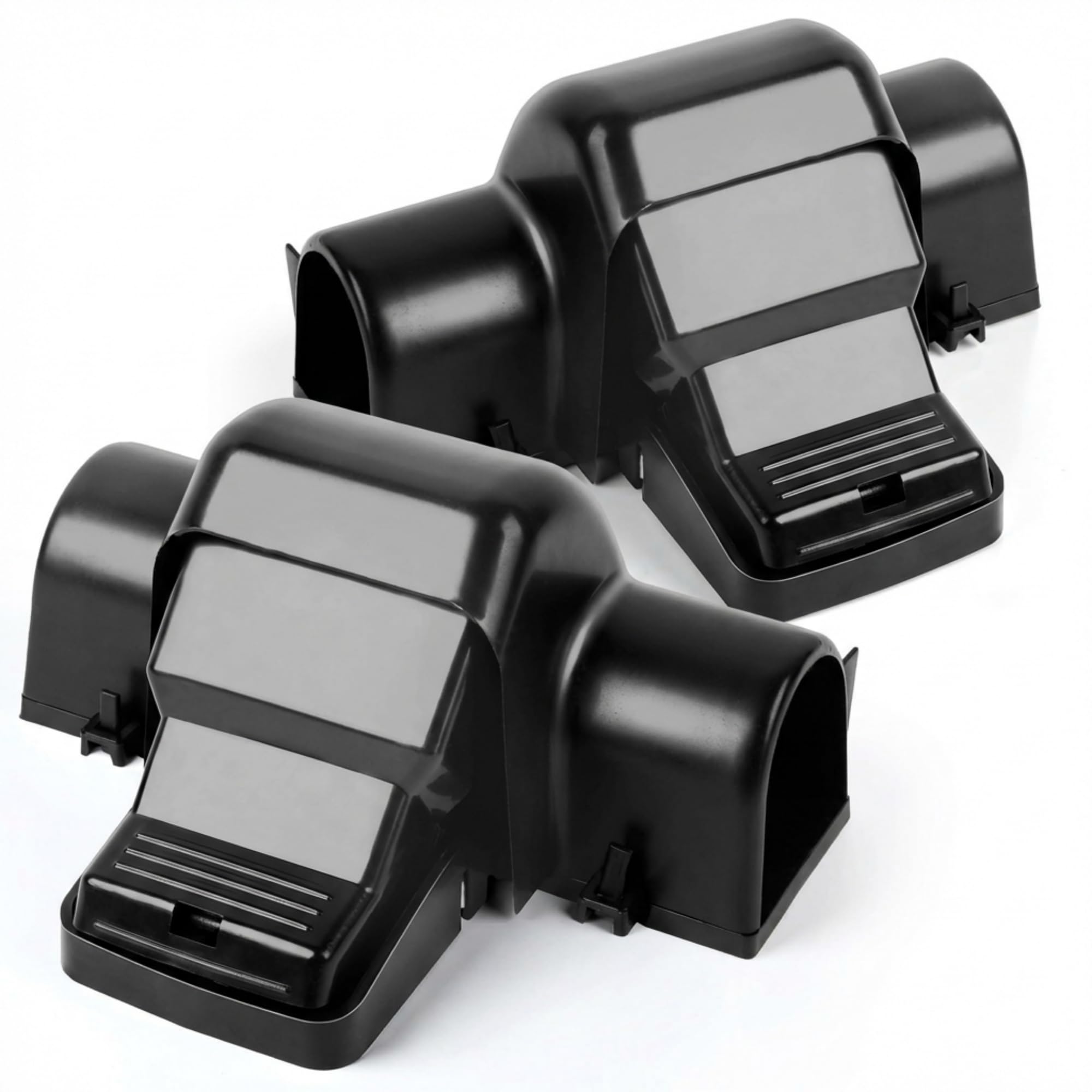 Yumchikel chipmunk trap showcases safe, enclosed trigger design.
