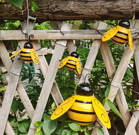 Yungeln Bumble Bee wall art small fits tight spaces and adds charm.
