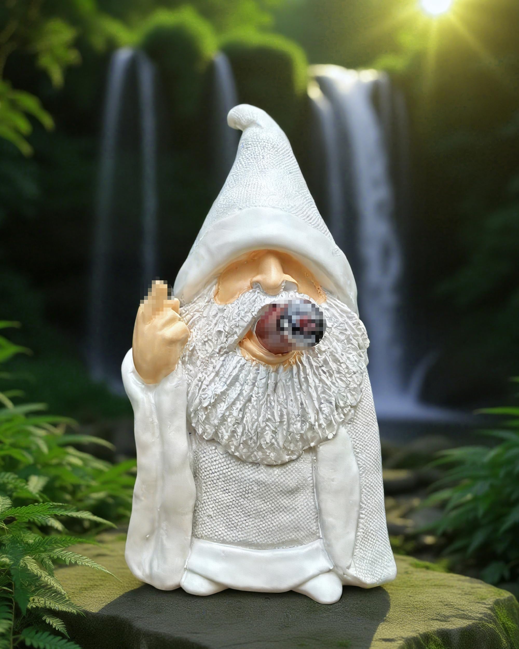 YYDGZG durable resin outdoor gnome statue withstands weather