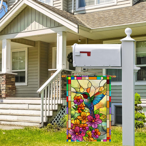 ZAEW Floral hummingbird pattern adds seasonal charm to outdoor spaces.