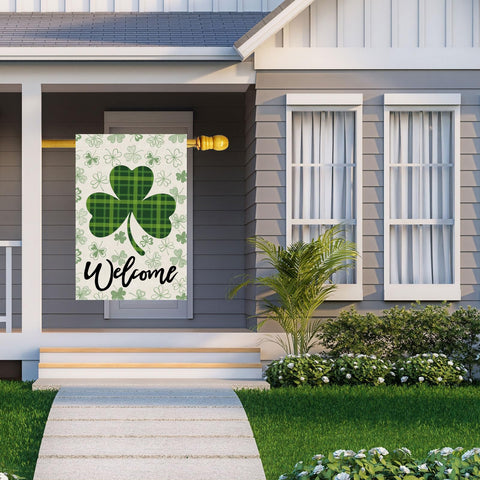 ZAEW jute garden flag adds vibrant outdoor color to yard or patio.