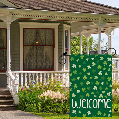 ZAEW St. Patrick's day flag showcases bright shamrocks for patio celebrations