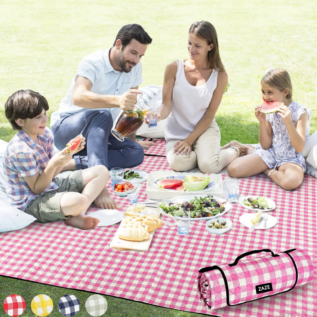 ZAZE picnic blanket open to 80x80 inches for family picnics