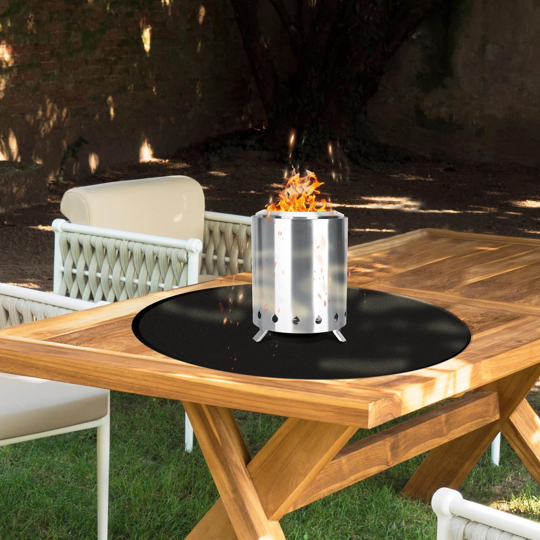 ZCHLPTZUP heat-resistant pad lets you relocate a lit fire pit safely
