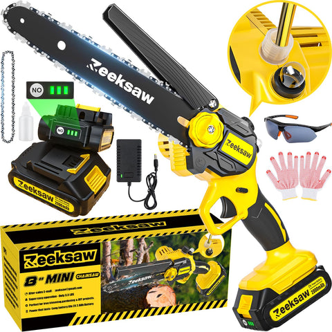 Zeeksaw mini chainsaw with oiling system enabling smooth lubricated cuts