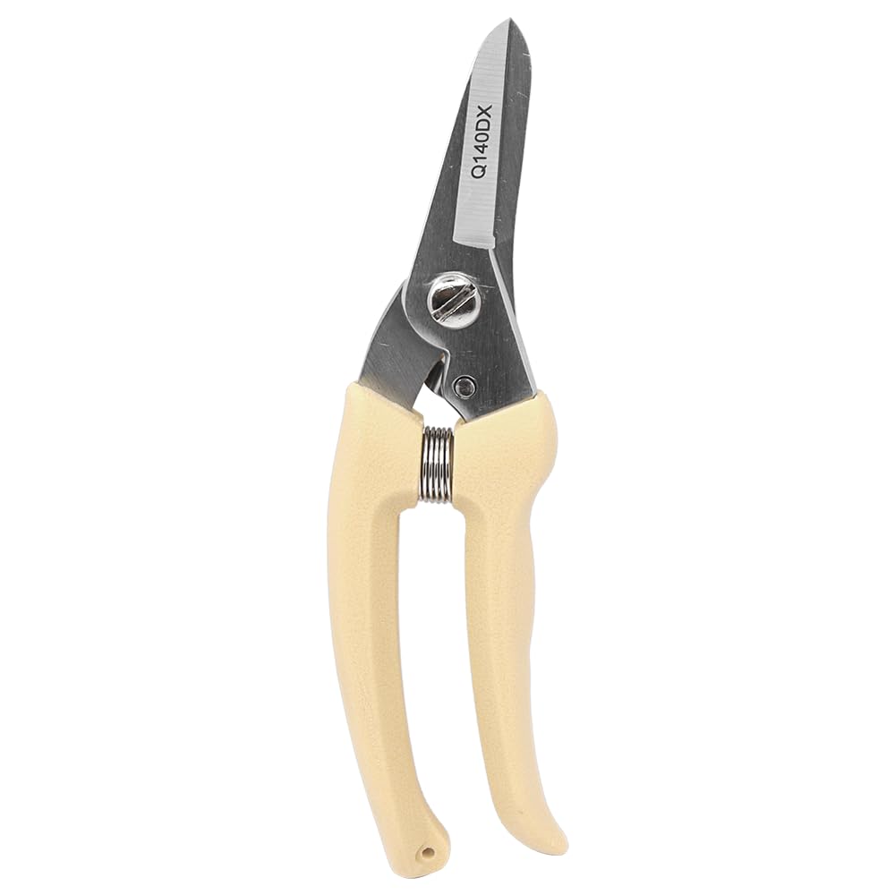 Zenport Q140DX hoof trimming shears with compact design for precise hoof care.