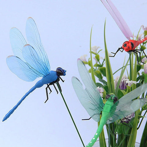 ZLMC dragonfly clip green color blends with foliage.