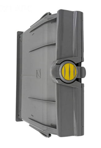 Zodiac Polaris filter canister mounting area demonstrates secure installation