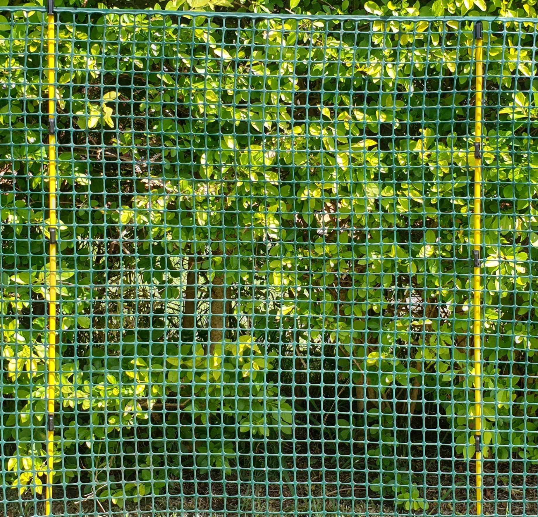 Zoiut versatile post suitable for gardening, fencing, crowd control, and animal boundaries