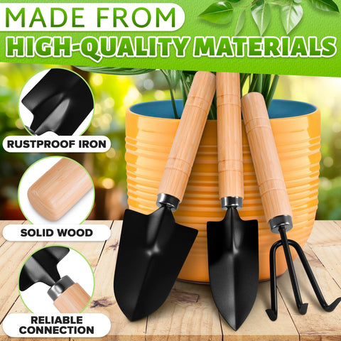 ZOKLU hand rake for gentle surface care in balconies.