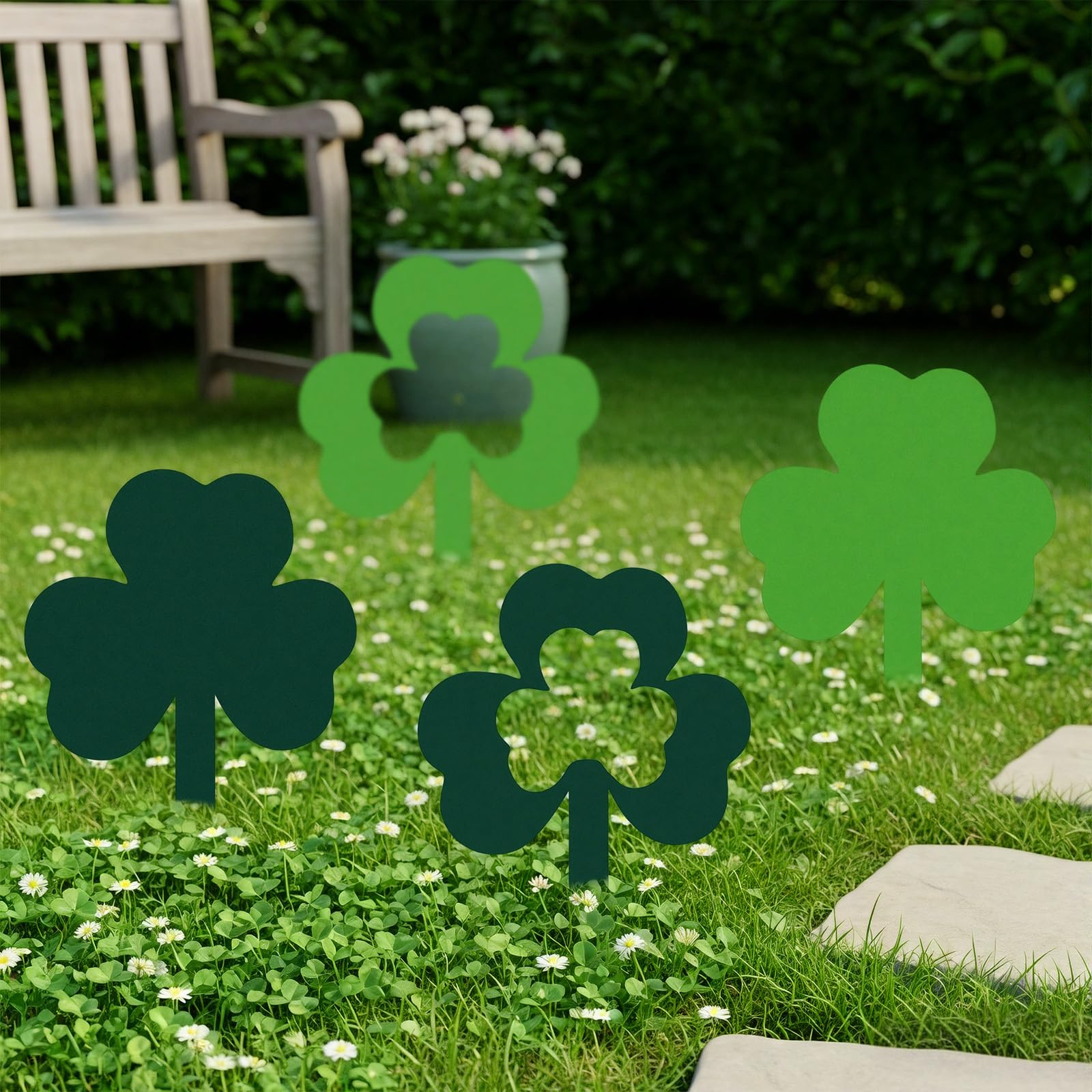 Zonon 16-inch green shamrock sign guides guests to a welcoming entry.