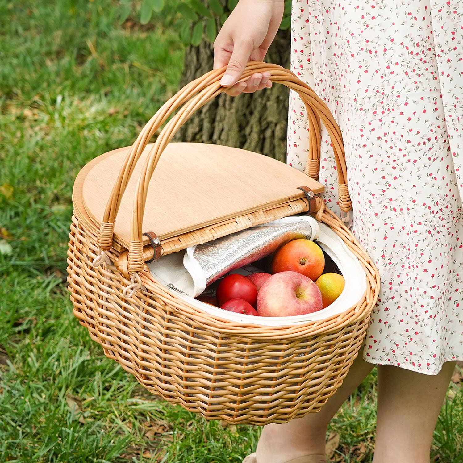 ZORMY wicker picnic basket with split lid provides a stable surface for serving.