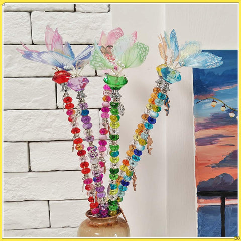 ZSlactp crystal diamonds illustrate bright bead accents on stakes.