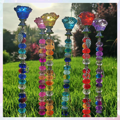 ZSlactp silver pendants and nuts layout for versatile beaded accents.