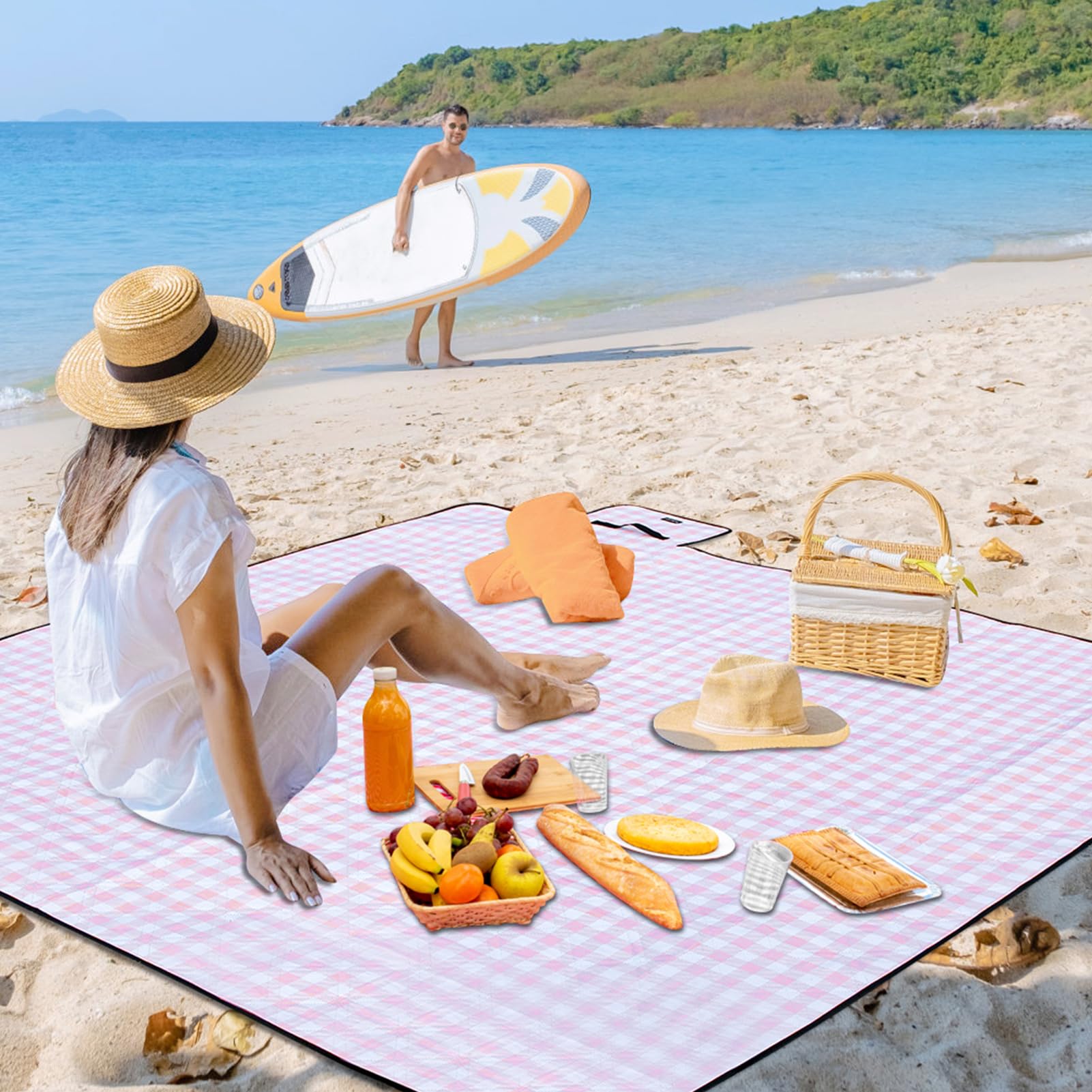 ZUBOND versatile blanket for park, beach, camping, and picnics.