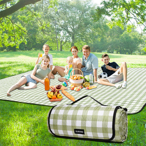 ZUBOND picnic blanket pongee top offers soft outdoor seating