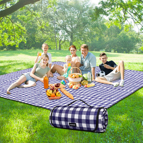 ZUBOND picnic blanket with upgraded outer fabric for durable, soft-touch comfort.