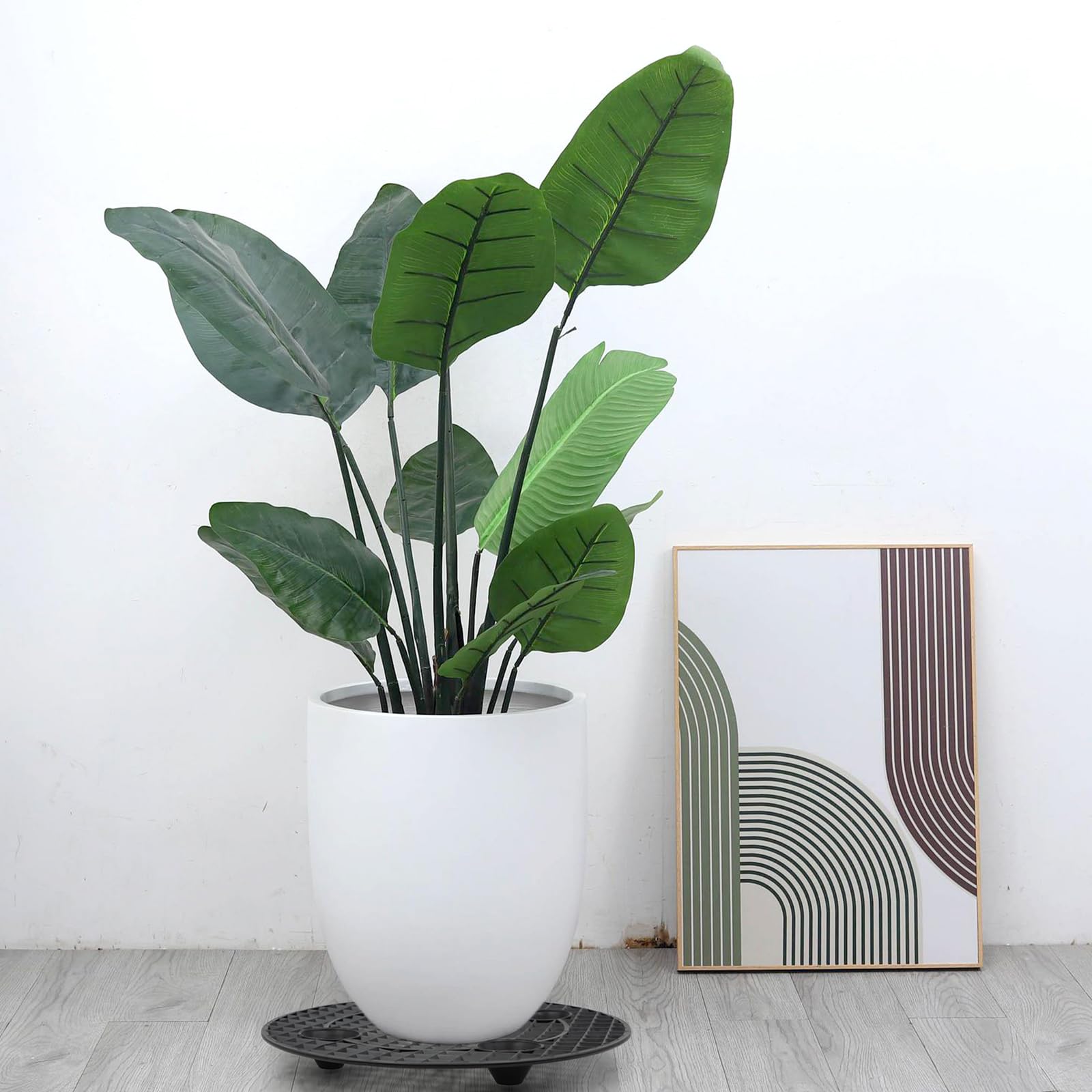 Zynery black planter stand resists dirt and wear, easy to wipe.